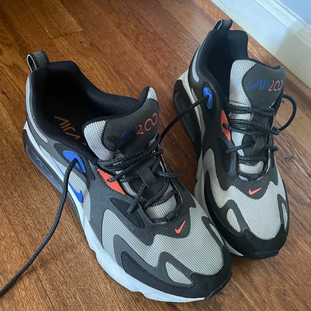 Men’s Nike Airmax 200 Sneakers